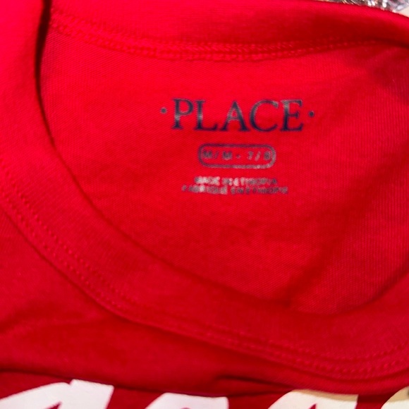 The Children’s Place Ruby Red Long Sleeve T-Shirt ( Team SANTA 2023) Size M 7/8 - Picture 6 of 7